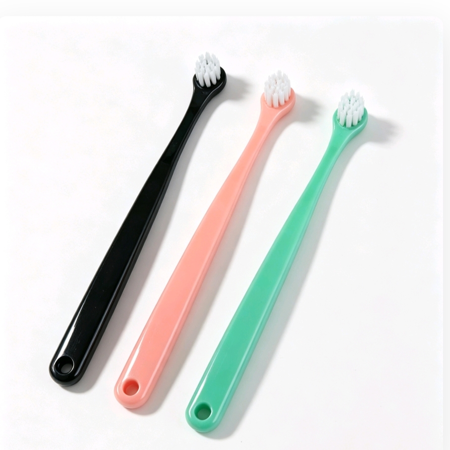 Pet shop small round-headed soft-bristled toothbrush, individually packaged and hung in a box, suitable for cats and dogs, for fresh breath. - Image 3